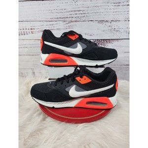 Size 8.5 Mens Nike Air Max Ivo